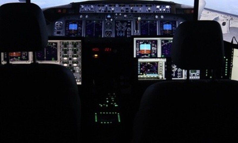 Basic or Advanced Certified Flight Simulation Class at FSX Chicago