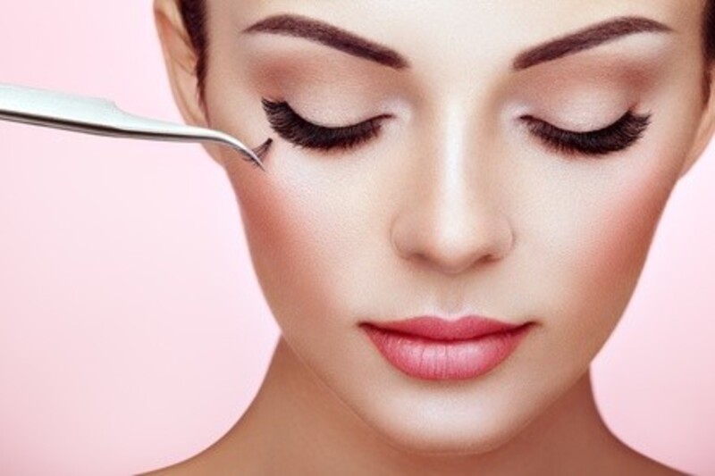 Up to 44% Off on Makeup Application at ibrows beauty studio