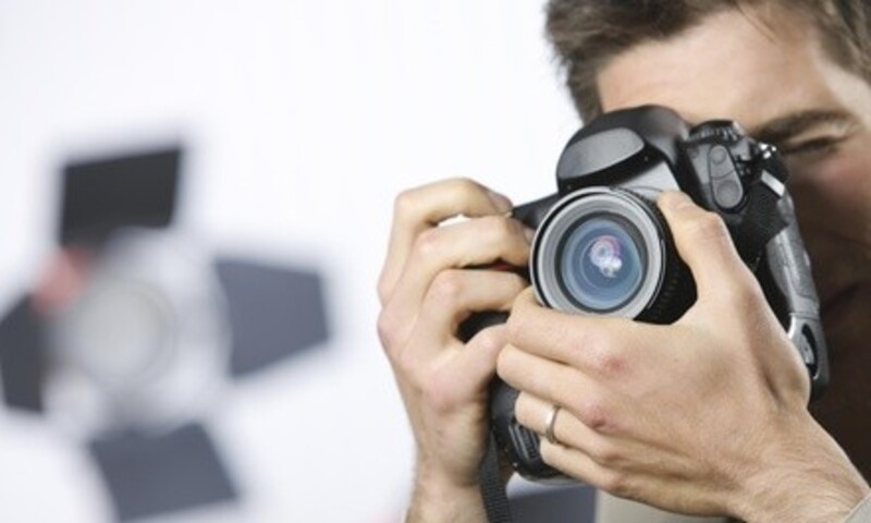 Up to 50% Off at THE HEADSHOT LOUNGE