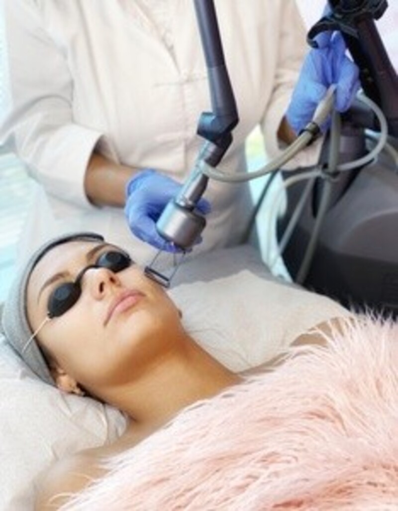 One or Two Fractional Laser CO2 Resurfacing Treatments at DermaClinic (Up to 58% Off)