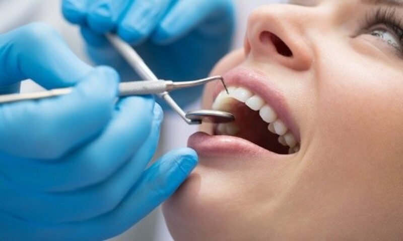Up to 36% Off on Makeup / Cosmetic (Retail) at Cosmo Teeth Parlor
