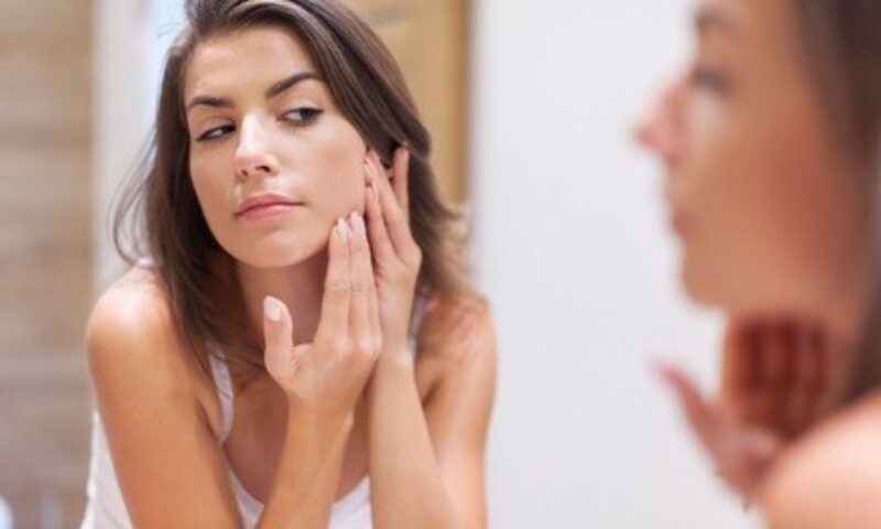 Up to 52% Off on HydraFacial at Dinaesthetics