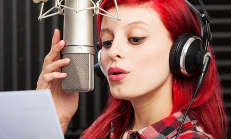 Up to 35% Off on Recording Studio Rental at SplashTxwn