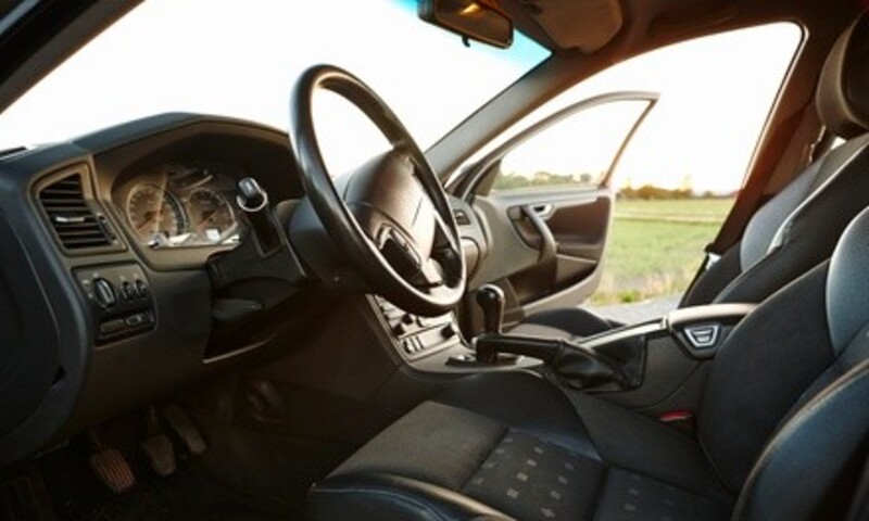 $289 for Ozone Odor and Smoke Removal Treatment at AI Auto Works ($399 Value)