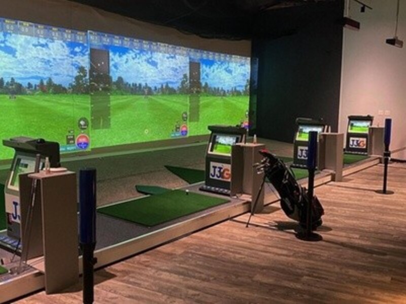 Up to 16% Off on Indoor Golf at JJ Golf Studio