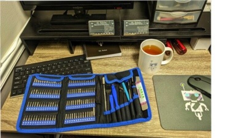 Up to 50% Off on Personal Electronics Repair at Mr Robot